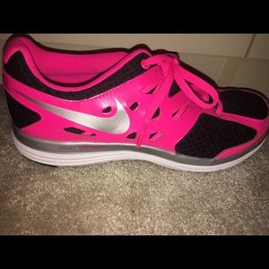 Size 5, Neon Pink & Black Nike Sneakers.